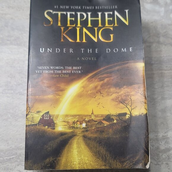 #361 Steven King Under The Dome Book - Picture 1 of 7